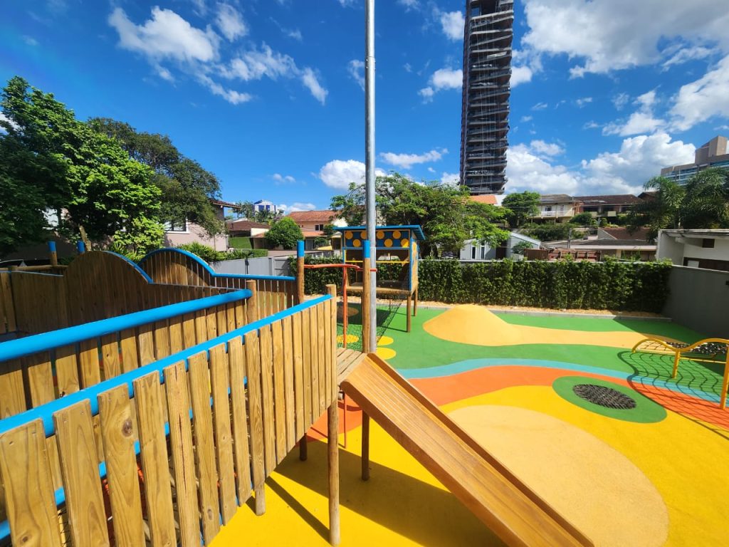 PLAYGROUND PARA ESCOLAS
