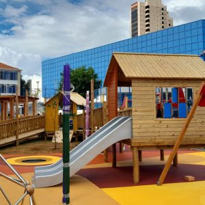 playground condominio familias lazer