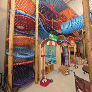 playground buffet infantil familias